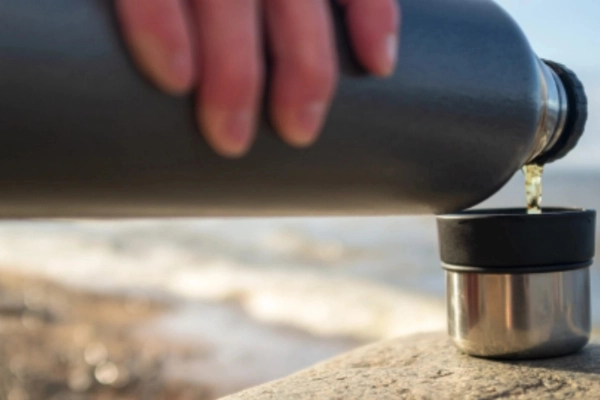 7 Best Stainless Steel Water Bottles (2026 Tested + Reviewed) 4 Summers 10