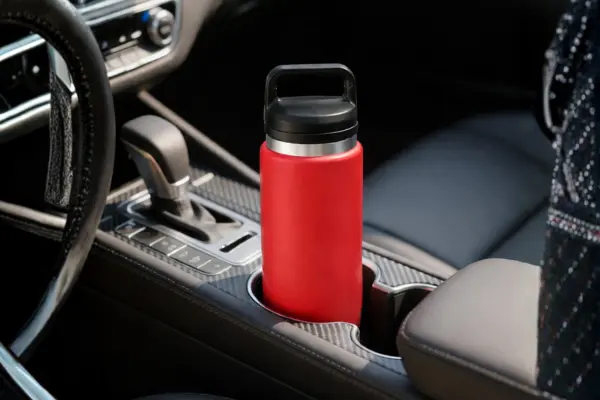 Yeti Rambler 26 oz car cup holder fit